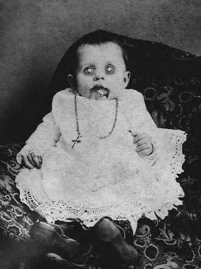Antique Post Mortem Baby Photo 887b Oddleys Strange & Bizarre
