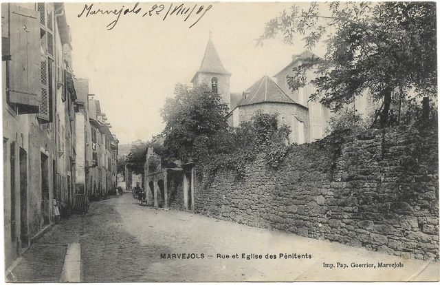 Carte postale de Marvejols - Rue et Église des Pénitents