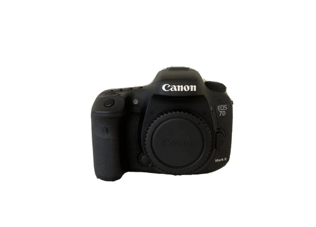 Canon EOS 7D Mark II DSLR Camera (Body Only) Boxed Good Condition