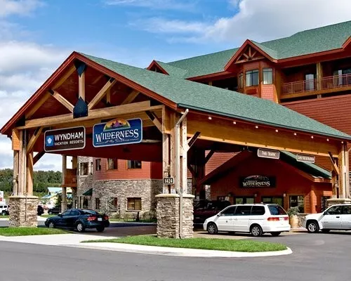 Wyndham Smoky Mountains- 168,000 Points