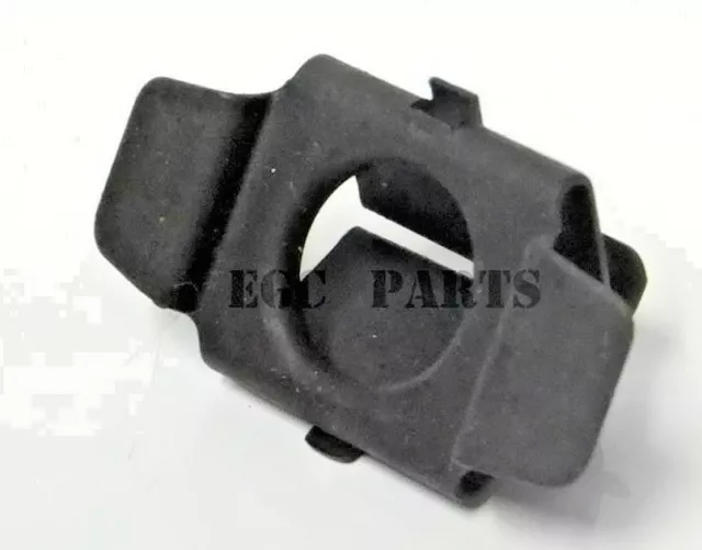 83991620 Tractor Side Cover Latch Retainer Fits Ford New Holland "40 & TS"