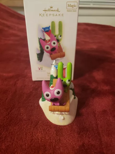 Hallmark Ornaments Hoops and Yoyo 2009