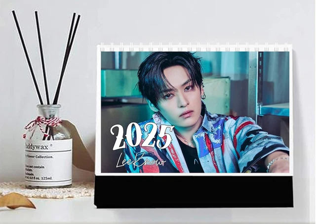 STRAY KIDS RENO 2025 Desk Calendar Japan Specification A5 Size Writable ...