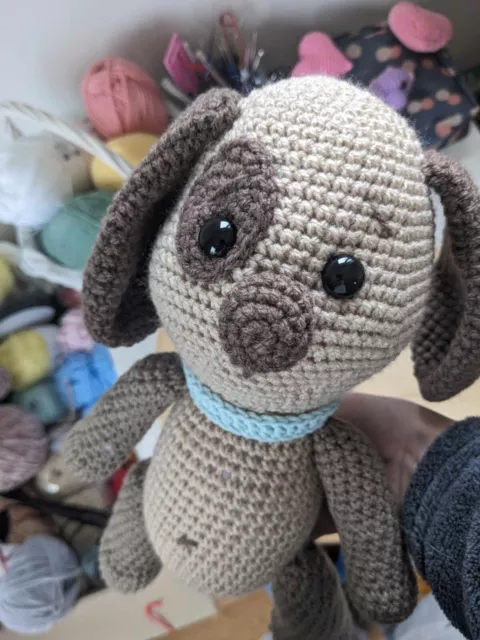 Chien marron, doudou peluche fait main au crochet neuf, 31 cm 2