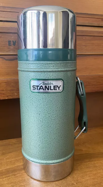 Aladdin Stanley 24 Oz Thermos, No. A 1350 B Green Wide Mouth