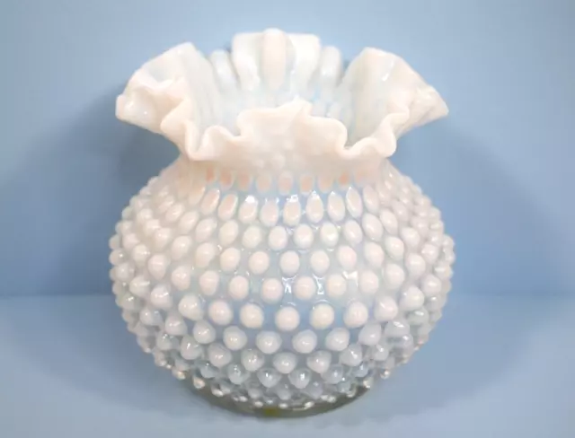 Vintage Fenton Opalescent Hobnail Moonstone Ruffled Milk Glass Vase 1950's EUC