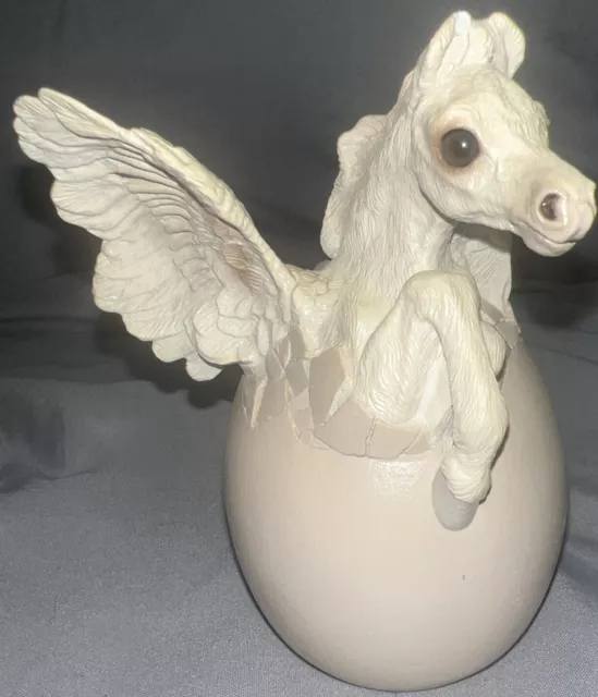 Vintage 1991 Melody Pena Hatching Egg Pegasus Figurine Windstone Edition