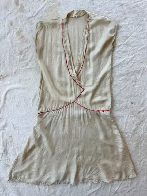 Vintage 1920s Beige Pongee Silk Drop Waist Flapper Day Dress