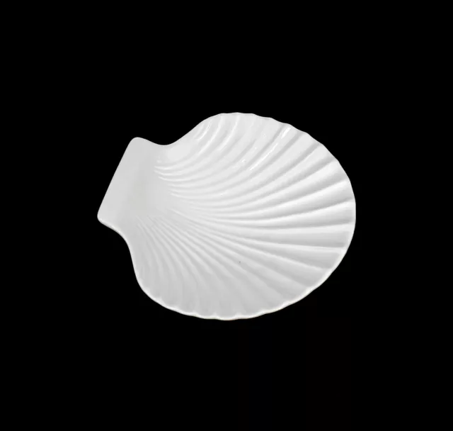 9942625 Tazón de Porcelana Talla Concha de Peregrino Wagner & Apel 14x13cm