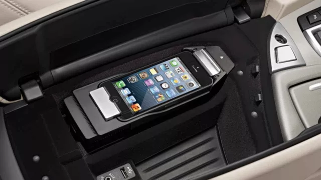 Genuine BMW Apple iPhone 5 Connect In-Car Snap In Adapter Cradle Dock