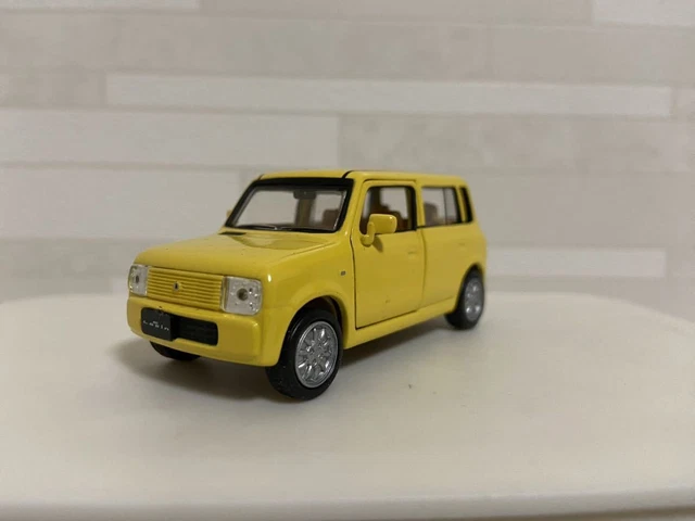Suzuki Lapin Naples Yellow Pull Back Color Sample Approx. 1/43  654097