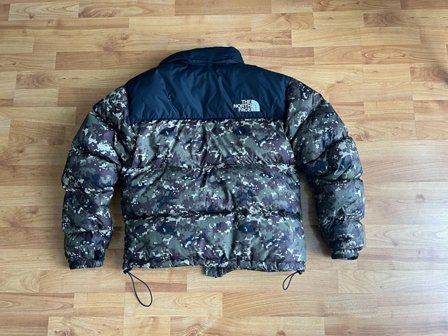 The North Face Nuptse 700 Digi Camo Small Great Condition