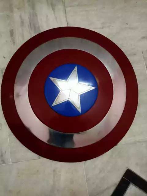 Capitán Marvel Exclusivo Legends Gear Clásico Cómic Capitán América Escudo...