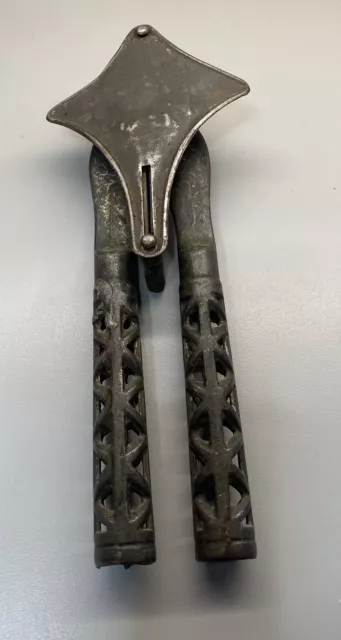 Antique Little Giant Lemon Squeezer - Early 1900’s
