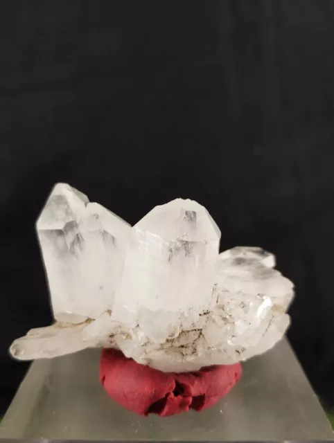 Natural Rock Quartz (142CT) Crystal Specimen From Pakistan