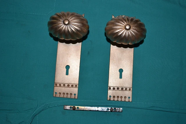 Antique Vintage Set Of Solid Brass Door Knobs, And Face Plates  #89   Reduced