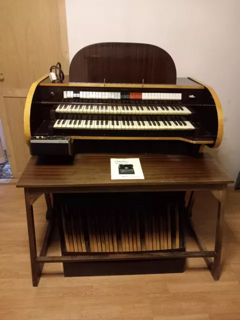 Roland Ryhthm 33 TR-33 Vintage Monarch Electronic Organ & Stool