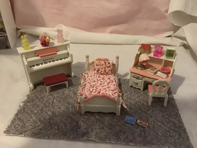 Sylvanian Families Pink Bedroom Set