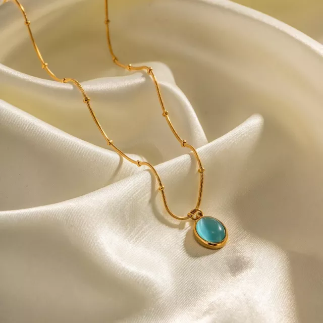 18ct Gold-Plated Oval Opal Pendant Necklace (18 inches)