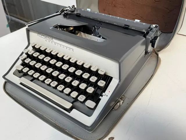 Vintage Monarch Remington Typewriter from 1960’s