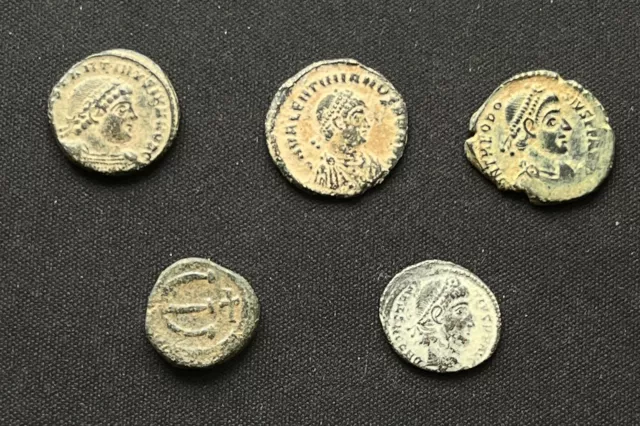 Lot de 5 monnaies romaines du 4ème siècle (2c)