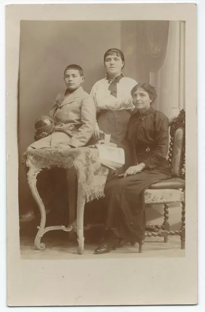 BM445 Carte Photo vintage card RPPC Femme enfant woman mode fashion