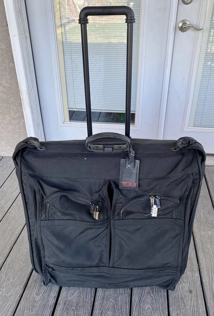 TUMI Black Alpha Garment Bag 2233D3 Extended Trip Rolling Wardrobe Balistic NICE