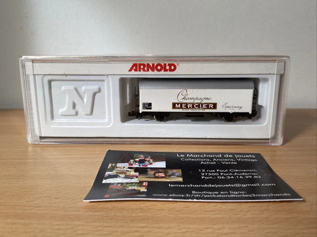 ARNOLD N Réf. 4555-40 Wagon Couvert Isotherme « Champagne MERCIER » SNCF