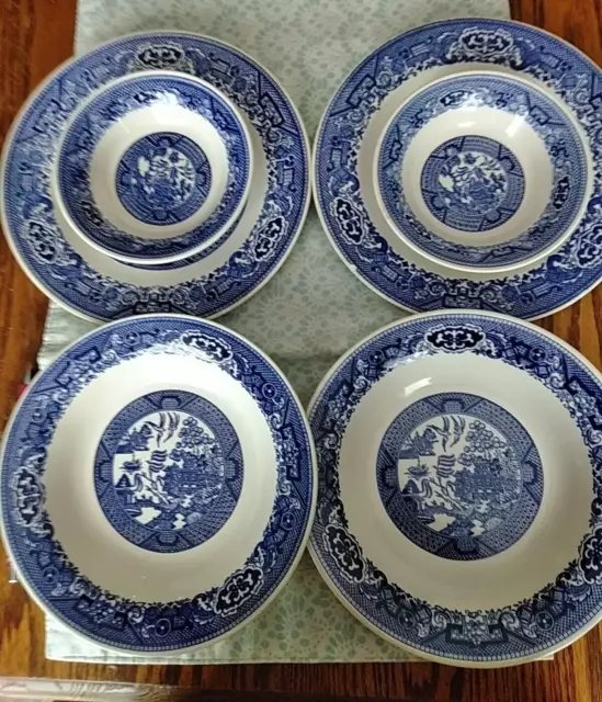 Lot of 6 Blue White Willow Ware By Royal China “love Story” 2 each plates, bowls