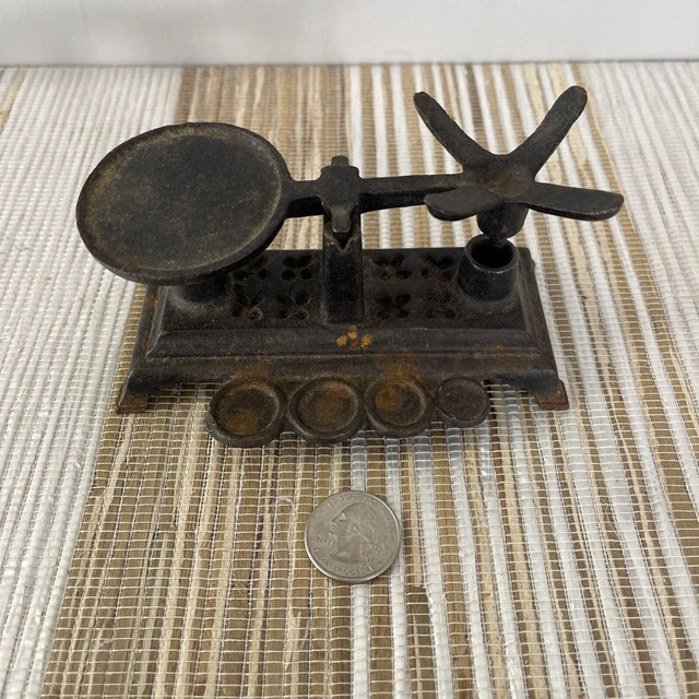 Antique Cast Iron Scale No Weights 5” Long 2” Wide