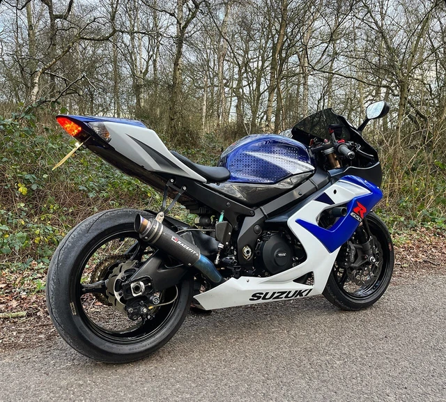 2005 SUZUKI GSXR 1000 k5 lots of extras gillies racefit brembo mc