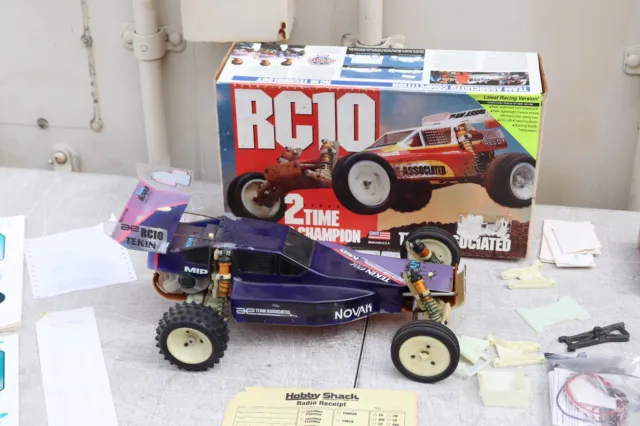 Vintage RC10 Gold Pan Complete Kit - All Original!  #6011   In Box