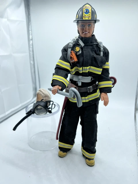 AMERICAS FIREFIGHTER ACTION Figure 1/6 Scale 21st Century Toys W ...