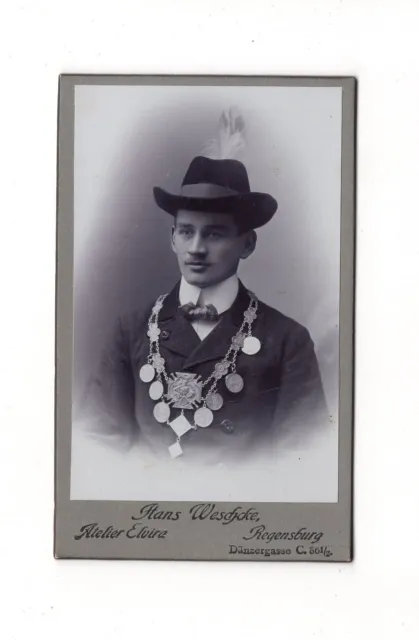 CDV Foto Herrenportrait mit Ordenkette / Schützenkönig ? - Regensburg 1900er