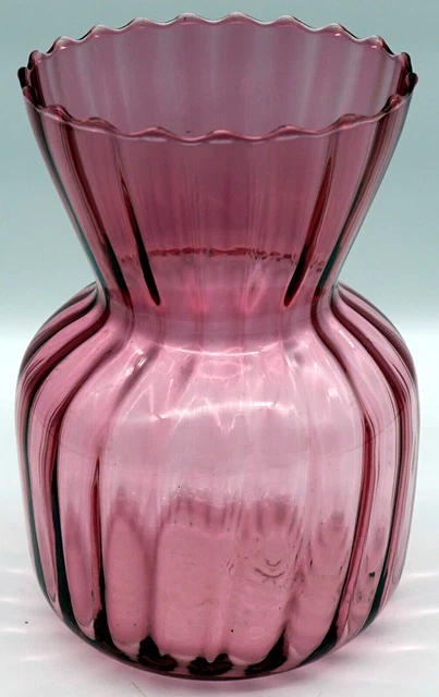 VINTAGE PILGRIM GLASS Cranberry Vase Vertical Rib Design ~ VIDEO $25.99