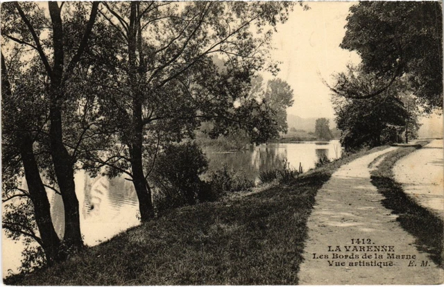 CPA La Varenne Les bords de la Marne (1347647)