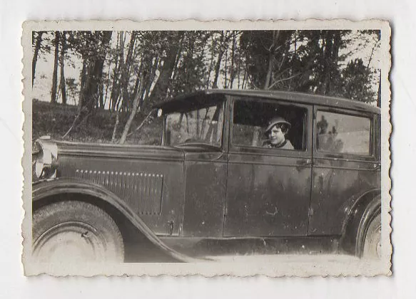 PHOTO Snapshot Voiture ancienne Automobile Auto Traction Vers 1930 Conductrice