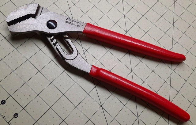 NOS Snap-on USA AWP120 RED Soft Grip 12" Slip Joint T&G Adjustable Pliers