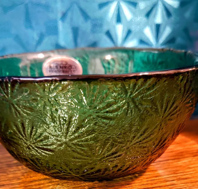 Vintage Blenko #6921S "Starburst" Small Glass Bowl/Emerald/6" 2