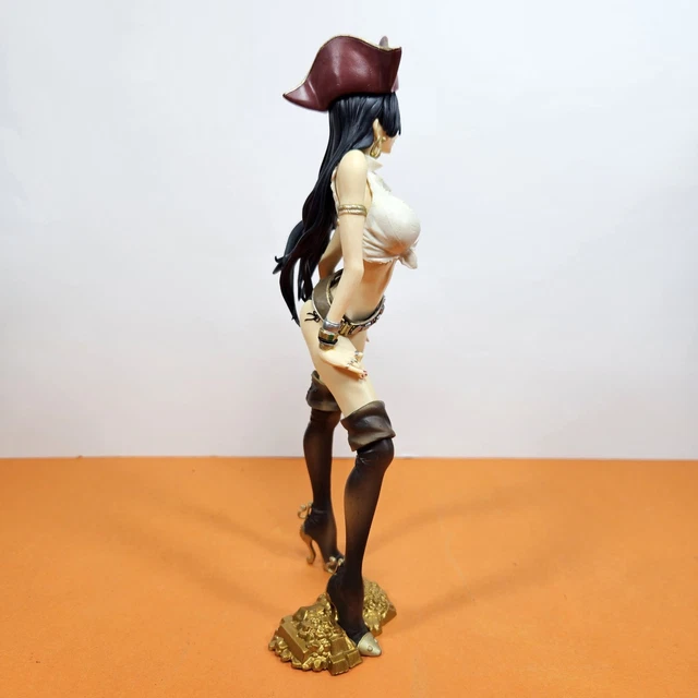BANPRESTO - One Piece - Flag diamond ship Boa Hancock BANPRESTO - One Piece - Flag diamond ship Boa Hancock
