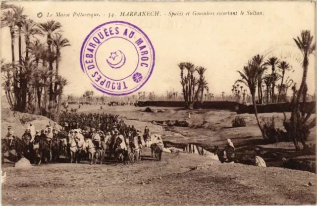 CPA AK Marrakech - Spahis et Goumiers Escortant le Sultan MAROC (963583)
