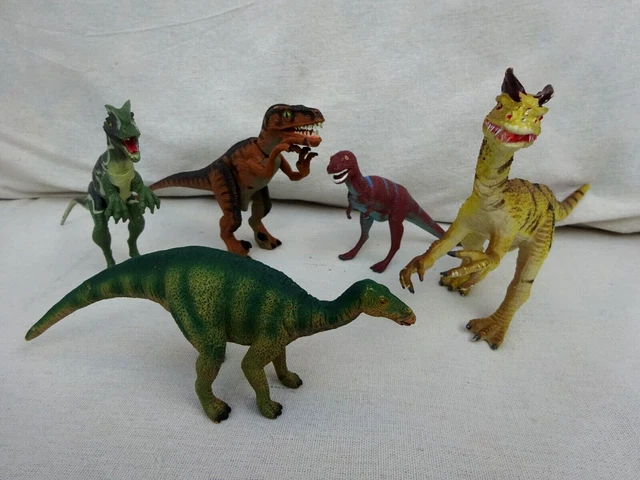 Plastic Raptors 5 PLASTIC DINOSAURS Jurassic Park Posable Nat History Museum Raptors ...