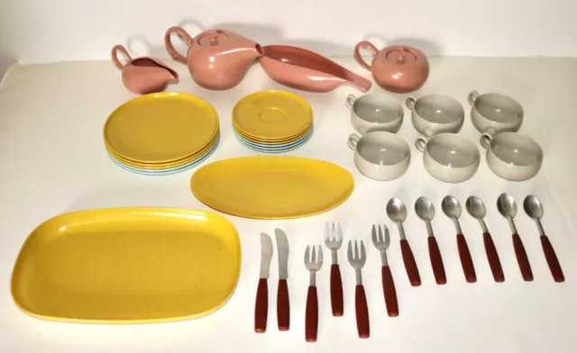 IDEAL Russel Wright MCM child's plastic dishes play set