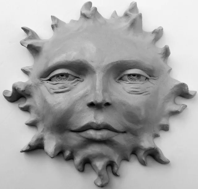 Escultura del sol, 11" estilo máscara cara del sol arte de pared celestial, de Claybraven