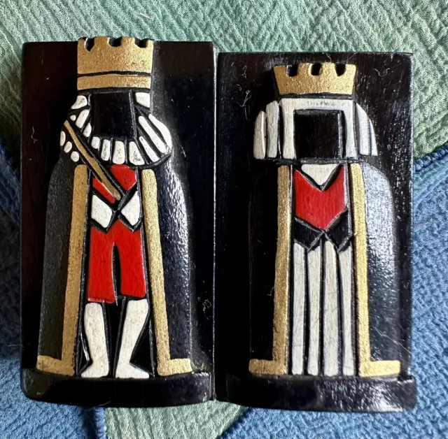 Vintage Art Deco Wooden King & Queen Painted Belt Buckle Clasp