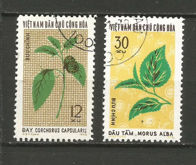 Vietnam du Nord 1974 plantes textiles Y&TN°823 & 825 2 timbres oblitérés /T8288