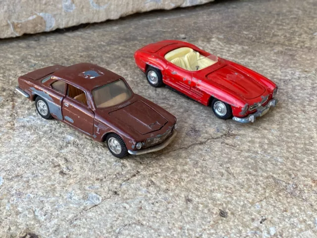 lot de 2 voitures JOAL ISO RIVOLTA ref 115 et MERCEDES 300 SL , ref : 33 an