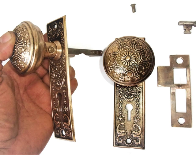 Antique Door Set Victorian / Eastlake Backplate Knob Mortise Lock Key Reclaimed 9