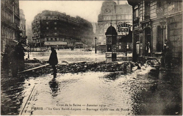 CPA Inondations 1910 PARIS Gare St-Lazare Barrage de la rue de Rome (996609)