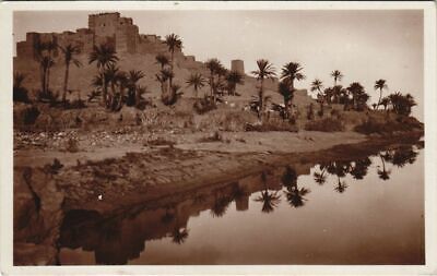 CPA AK MAROC Kasbah sur les rives de l'Oued Dades (31215)